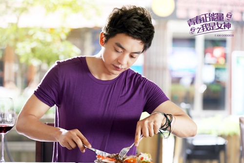 李佳航为“富二代”正名