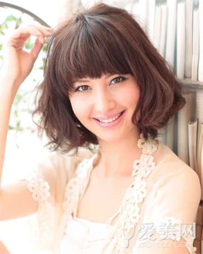 清新短发控的最爱9款减龄时尚烫发