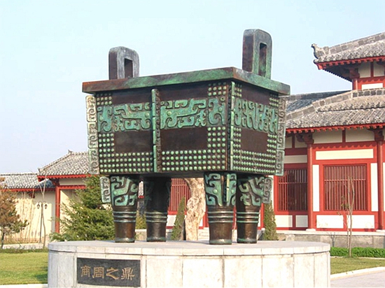 孙子兵法城之商周之鼎(图:@滨州旅游信息)
