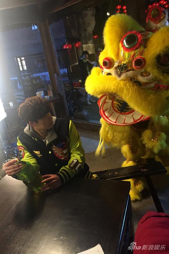 李易峰片场拍摄花絮