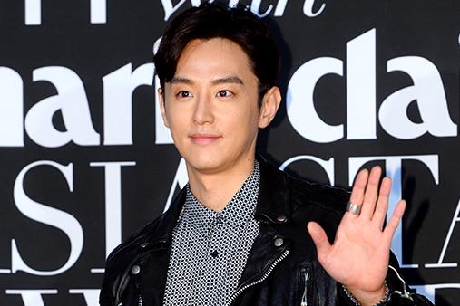 韩星权律加盟《吃饭吧2》与尹斗俊搭戏