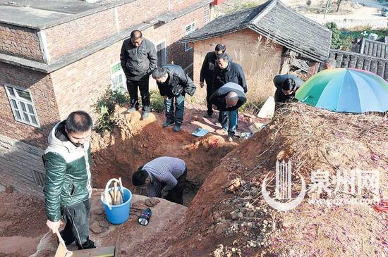 发掘现场