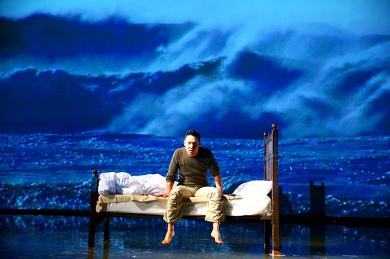 张学友涉水抗冻直击低温寒流拍摄新歌MV