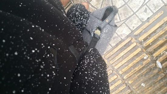 西安下雪啦，好開(kāi)心。
