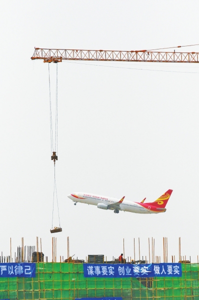 河南省政协委员建议:在郑州航空港设免税店