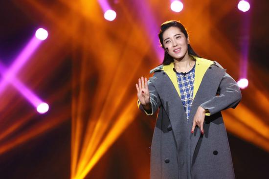 秦海璐产子好友曾黎送祝福