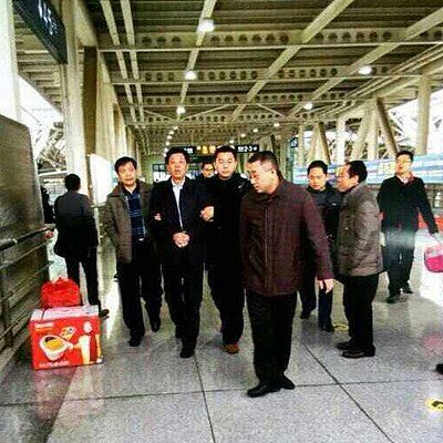 岳阳市委常委、副市长陈四海被带走。图片来自网络