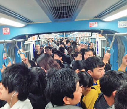 3号线早晚高峰车厢拥堵今后有望缓解
