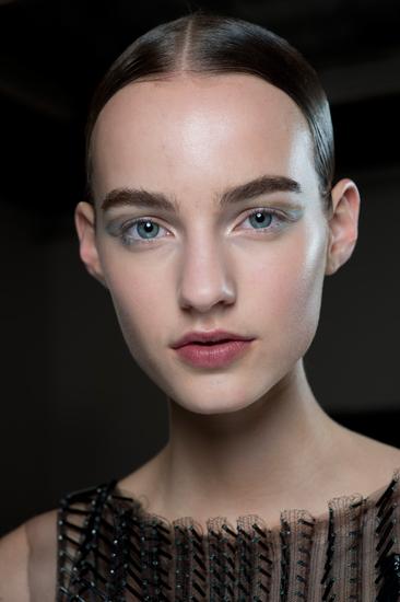 东方水墨中的傲骨竹韵 阿玛尼2015春夏高定时