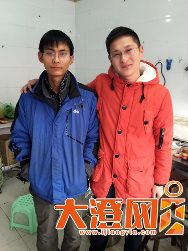 90后小伙刘文彪(左)和徐山杉(右)