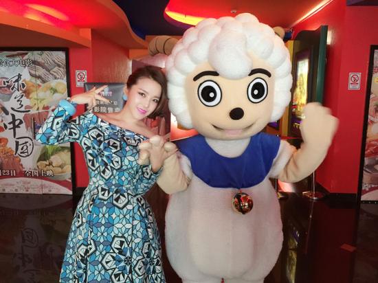 崔子格助威《喜羊羊》发布会 献唱主题曲 |喜羊羊与灰太狼|崔子格|喜羊羊_新浪娱乐_新浪网