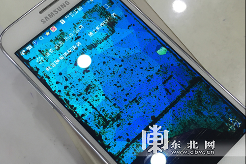购买三星手机第9天花屏 售后:不属于质量问题