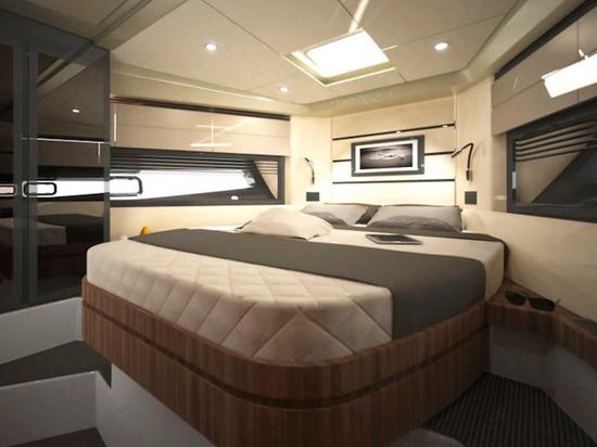 在游艇里 被阿玛尼和芬迪包围的感觉真的爽|游