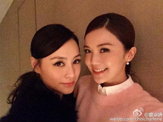 阿娇与阿Sa亲密合照