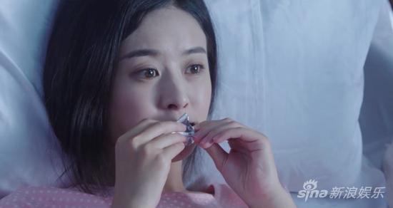 赵丽颖狂吃巧克力新消息评论