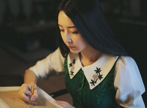 江大美女插画师