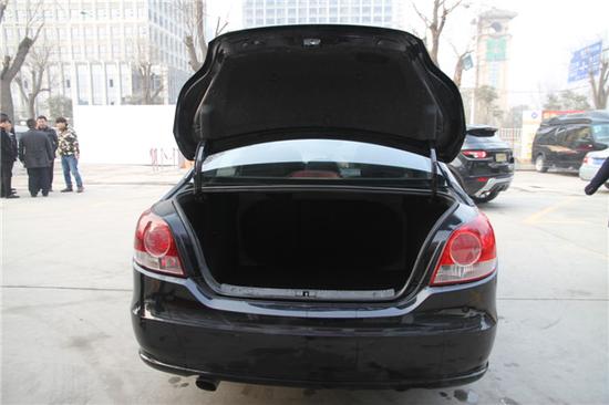 二手车2011款朗逸自动品雅版售价8.8万