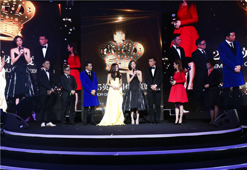 思漩代表《冲锋车》主创接受采访