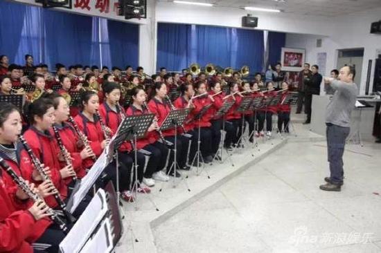 张家口职教中心管乐团备战优秀管乐队展演
