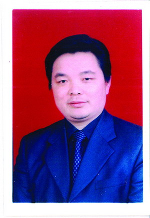 李跃