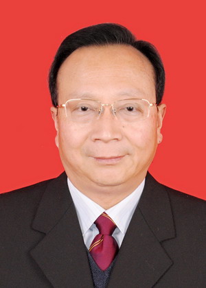 王有群同志