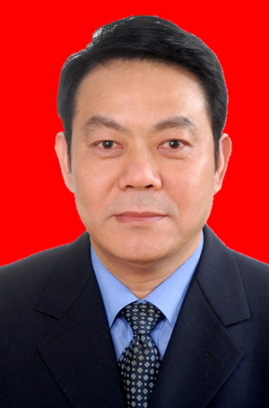 陈新荣同志