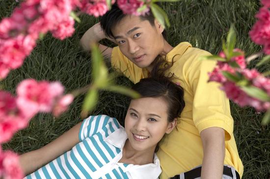 八卦命理：你是否具备桃花命(图)