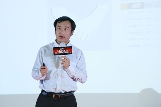 新媒体排行榜创始人徐达内:自媒体的时代名片