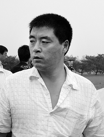 二人转演员魏三涉毒被拘 曾春晚搭档李咏|魏三