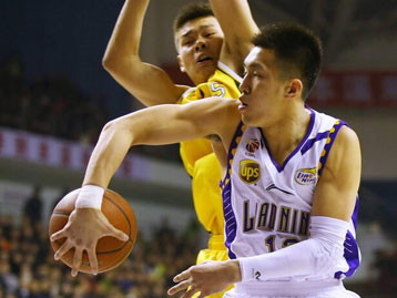 辽宁男篮加时险胜广厦 时隔七年重回CBA四强