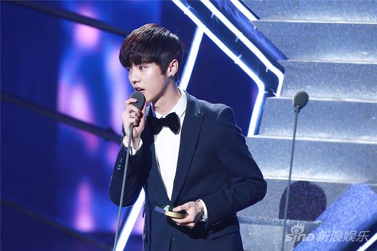 鹿晗不受起诉事件影响 人气火爆势头强劲|鹿晗