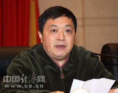 张裕平老总_老总办公室图片