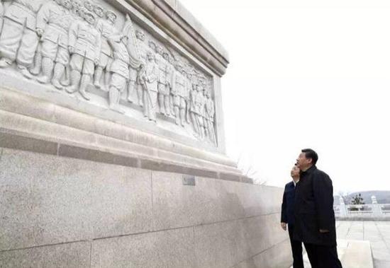 习近平赴铜川市照金镇 参观陕甘宁革命根据地