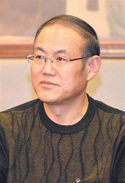 市政协委员、青岛海洋地质研究所海洋地质杂