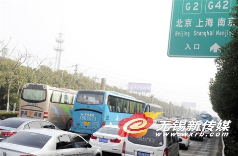 通江大道拥堵