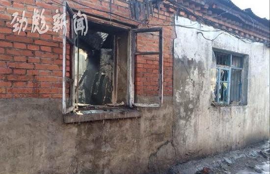 凌晨黑龙江肇东市一平房起火 无人员伤亡