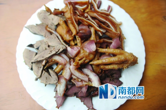 臘味拼盤。