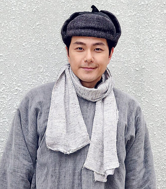 萧正楠与女友黄翠如形影不离|黄翠如|萧正楠|黎耀祥_新浪娱乐_新浪网