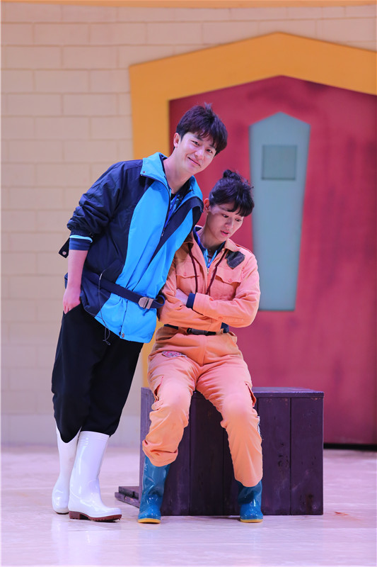 《奇妙的朋友》胡杏儿黄轩上演有爱戏码