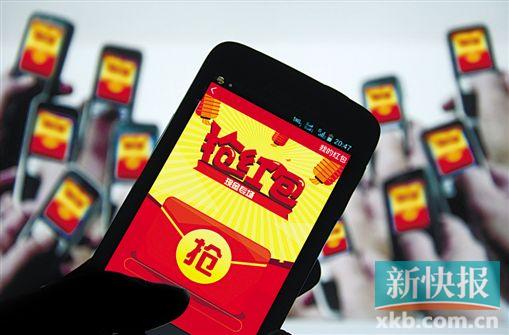 　　■手机抢红包成为春节期间很多人的乐趣,但也有人因为太投入,让眼睛、手、颈椎“受了伤”。CFP供图