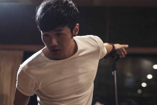 李荣浩于iTunes推出iTunes Session EP