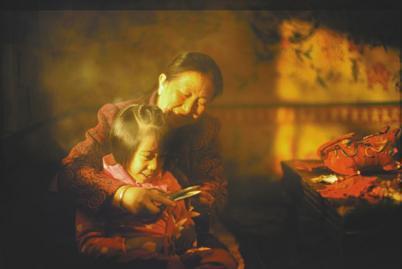 温馨的“开场”画面