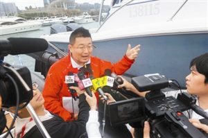 深圳医生冬泳殒命续:涉事船主认为警方办案程