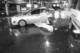 2月28日凌晨，滨江路天元大桥南闸道口两车追尾，事故造成1人死亡。