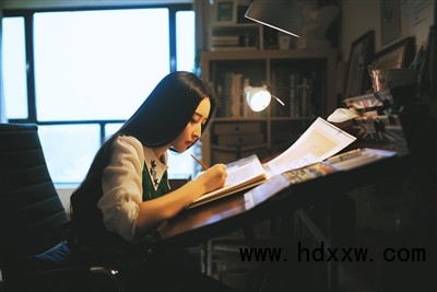 邯郸<em>美女</em>绘制<em>24节气</em>美食图迷倒众网友(图)_