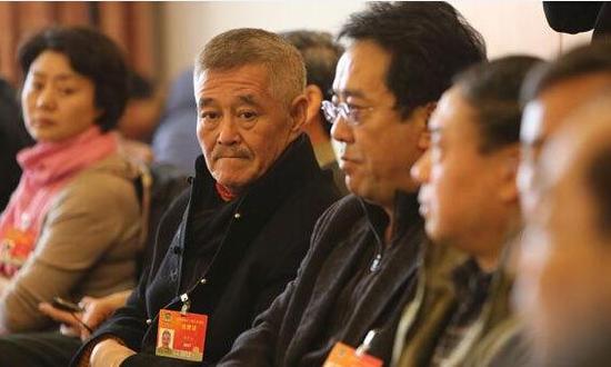 赵本山参加两会