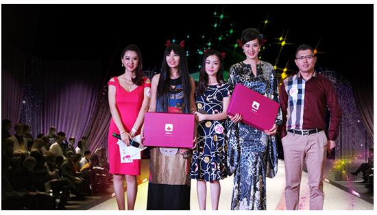 她生活:颠覆传统T台,开启中国首个平民女神O2