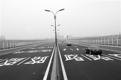 杭州秋石四期高架桥面6月底前通车