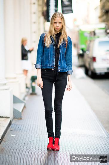 杨幂教你牛仔衣配黑裤 初春凹造型so easy