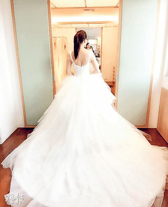 婚纱背后图片_婚纱背后图片大全